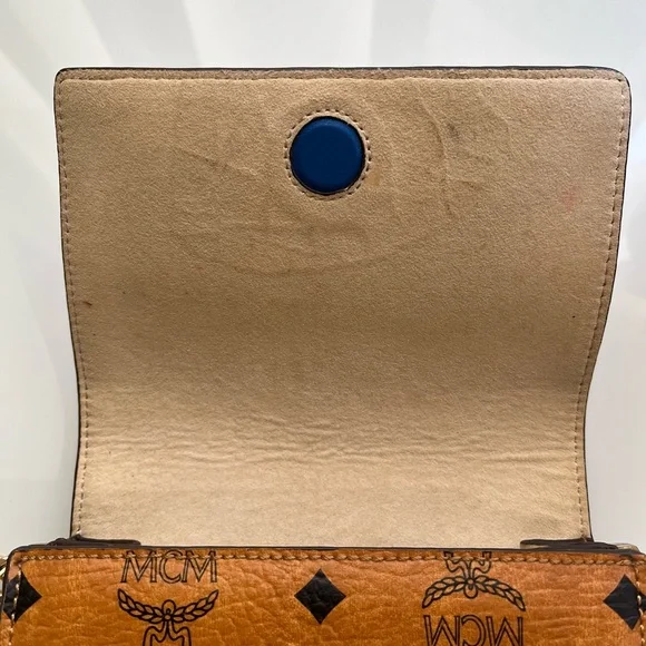 MCM PINK RABBIT WALLET ON CHAIN/ BELT BAG - Picture 7 of 12